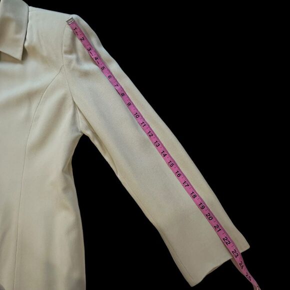 Vintage Crepe Silk Ecru Blazer and Pants suit - Jones New York - Picture 15 of 16